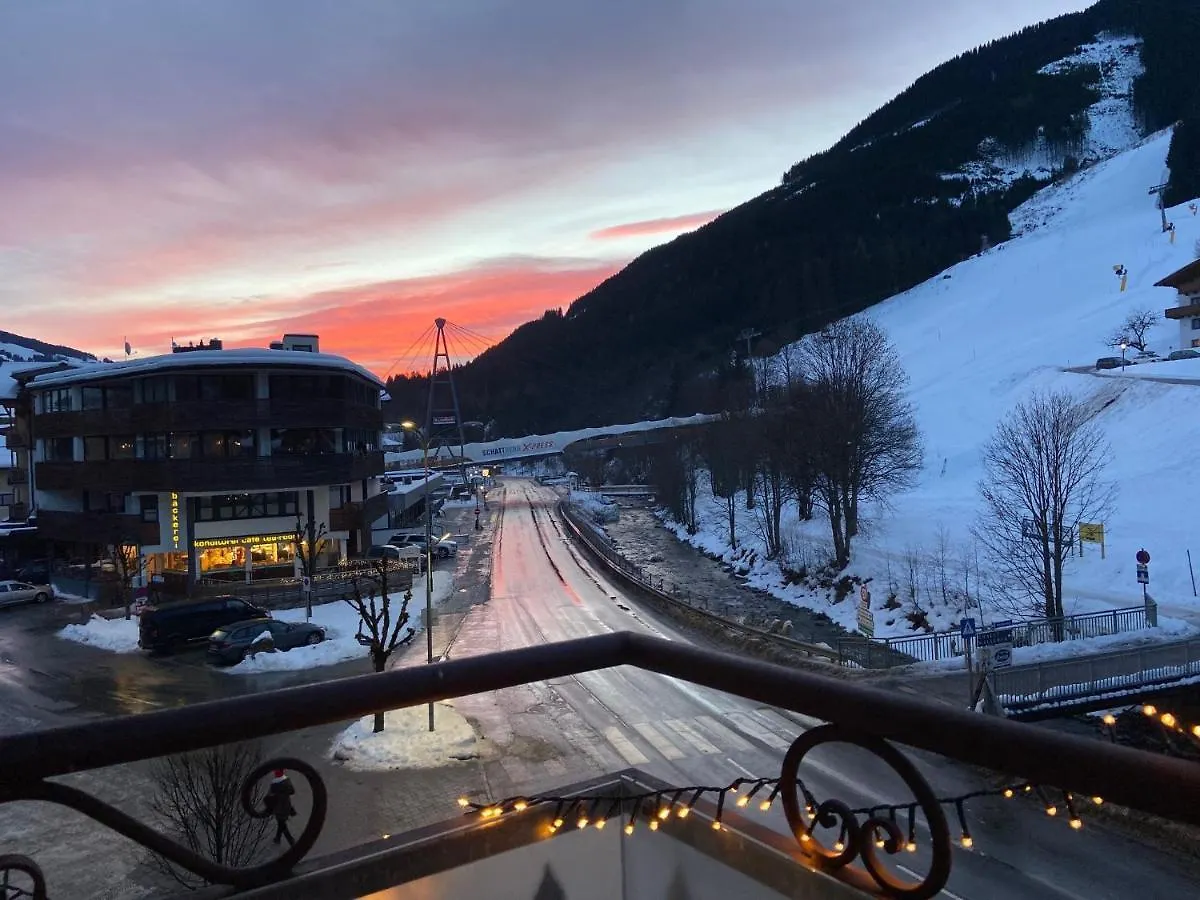 Hotel Auwirt Zentrum Saalbach